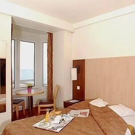 Hotel De Normandie